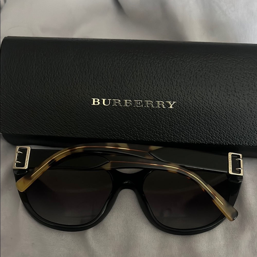 Burberry Black Oversized Sunglasses